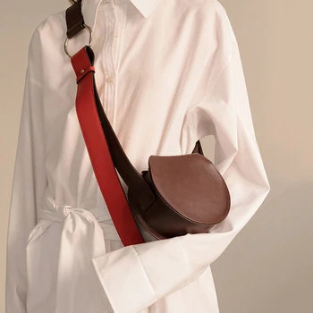 

Niche designer bag female 2020 new retro contrast color ring shoulder strap stereo round shoulder slung pu bag