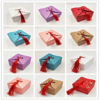 

20Pcs/Lot 9x9x6cm Macaron Candy Color Paper Gift Box Carton Red Tassel String Satin Ribbon Blue Bead For Engagement Anniversary