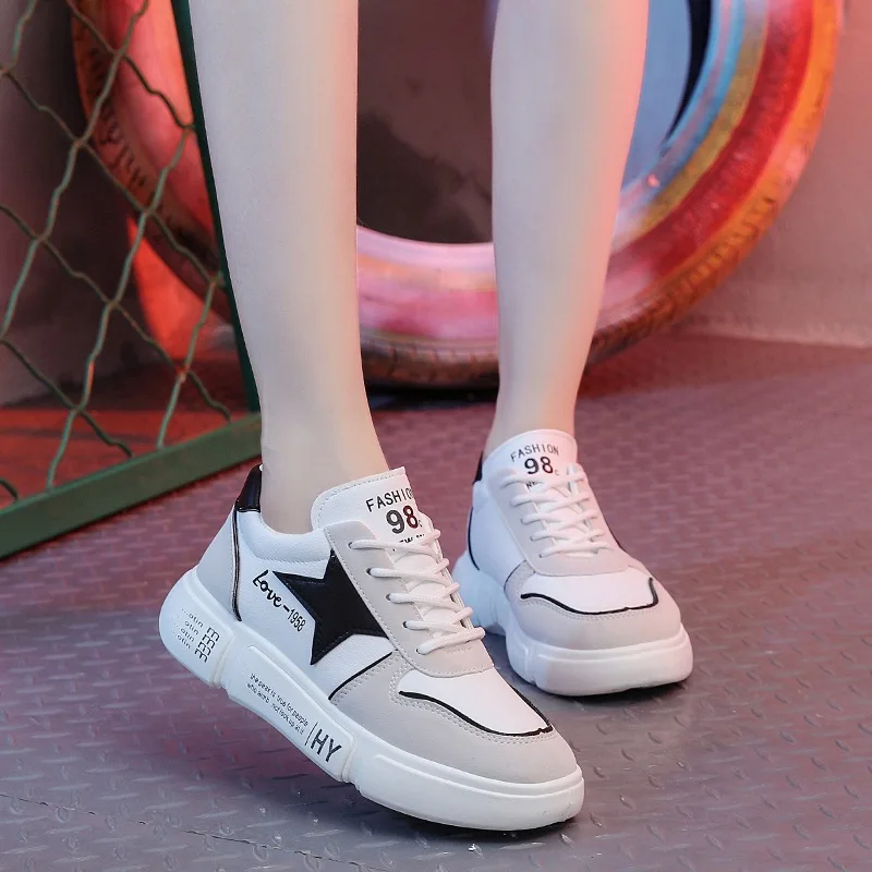 

2018 new casual shoes super fire flat street shooting new students star shoes.