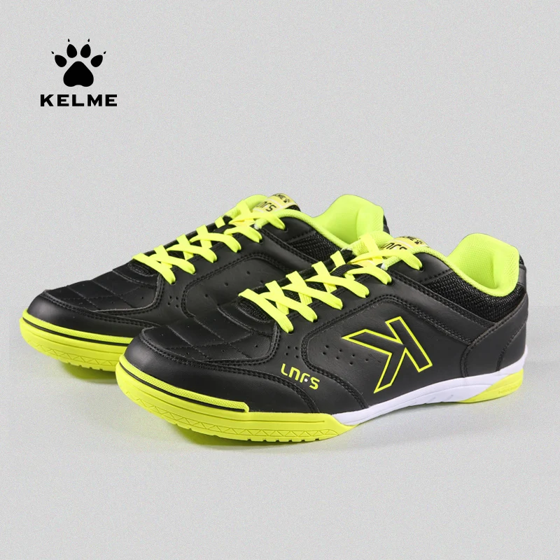 KELME Futzalki домашние футбольные бутсы для мужчин сверхтонкие дышащие мужские футбольные бутсы chaussure 68831128