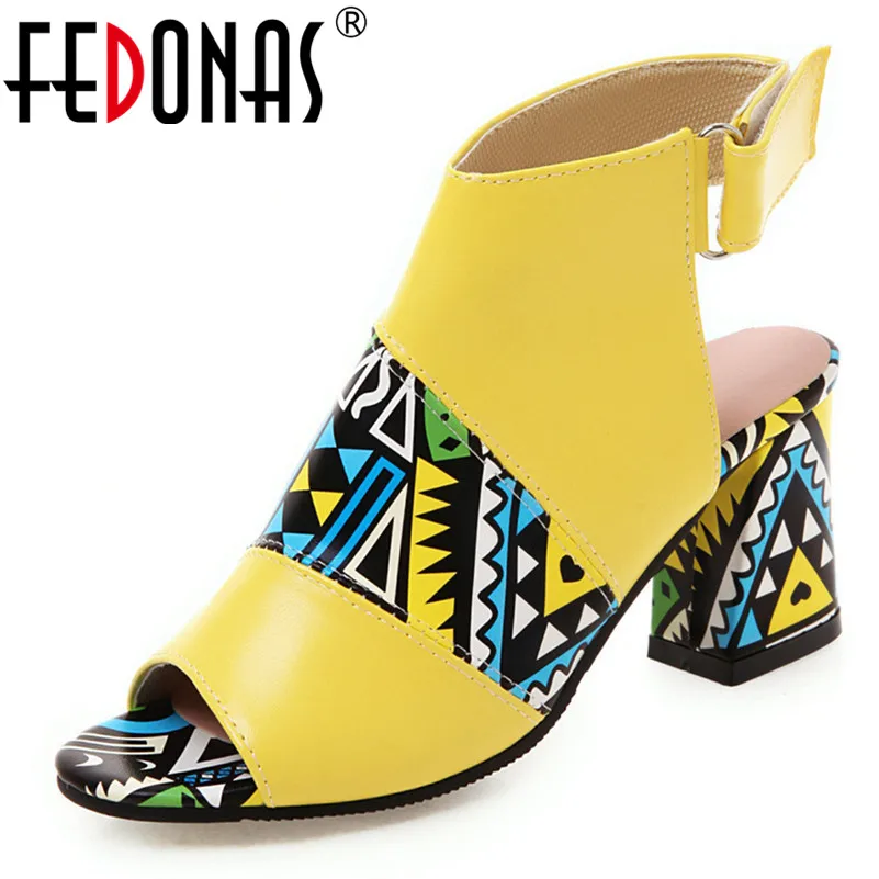 

FEDONAS Classic Peep Toe High Heels Women Ankle Boots Fashion Print Pu Leather 2019 Summer Sandals Breathable Office Shoes Woman
