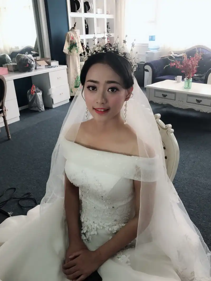 Wedding Hair Tiara Midway Media