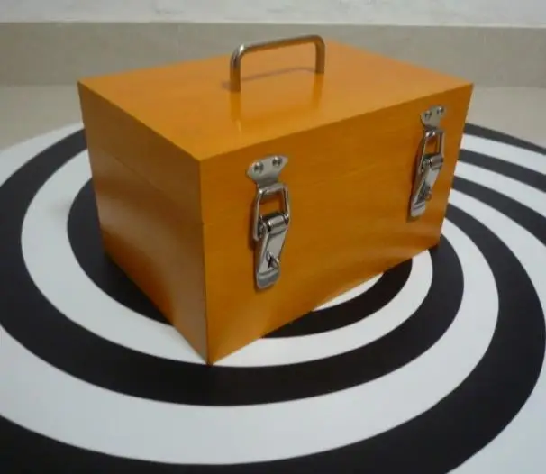 Remote Control Light-heavy Box, stage magic,comdy,floating table close-up,illusions, fire magic,Accessories,mentalism Remote Control Light-heavy Box, stage magic,comdy,floating table close-up,illusions, fire magic,Accessories,mentalism
