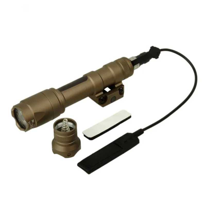 

FTD Airsoft Tactical CREE LED Scout Weapon Light w/ Pressure Pad LED 366 Lumen M600C Tactical Rifle Flashlight