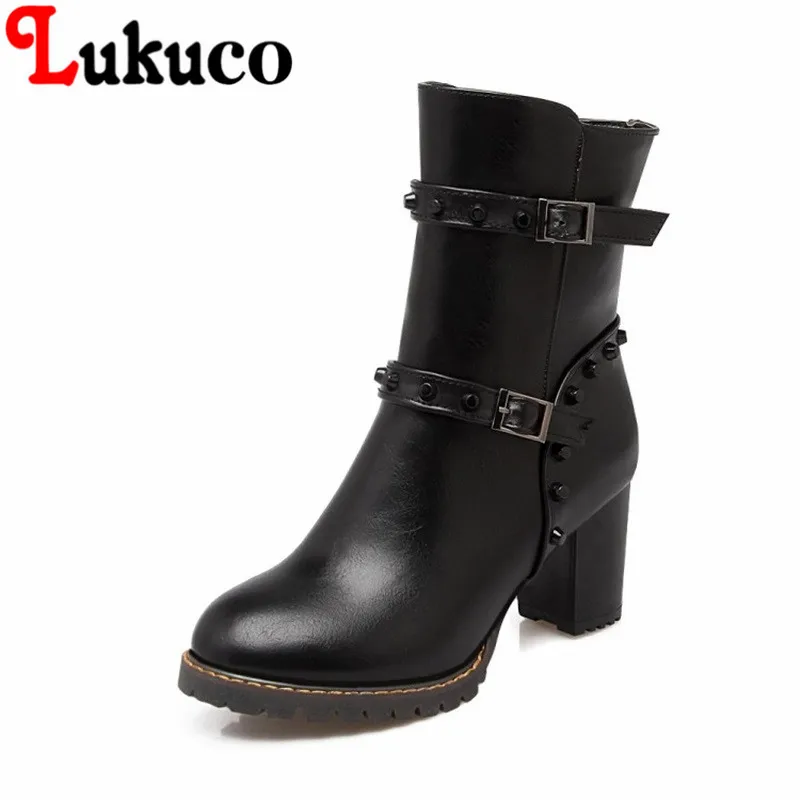 

2017 fashion style Rivet decoration Round Toe shoes size 34-47 Winter Boots high quality low price super bargain women boots