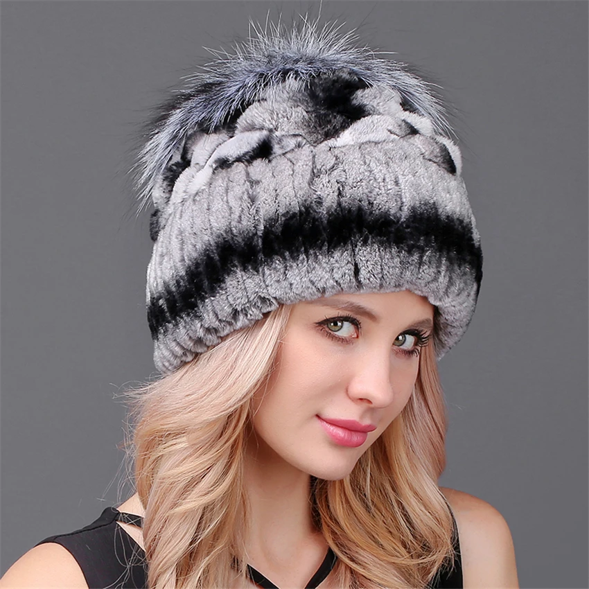 шапка с мехом. шапка из кролика. шапка из меха кролика. вязаные шапки из меха. шапка меховая.