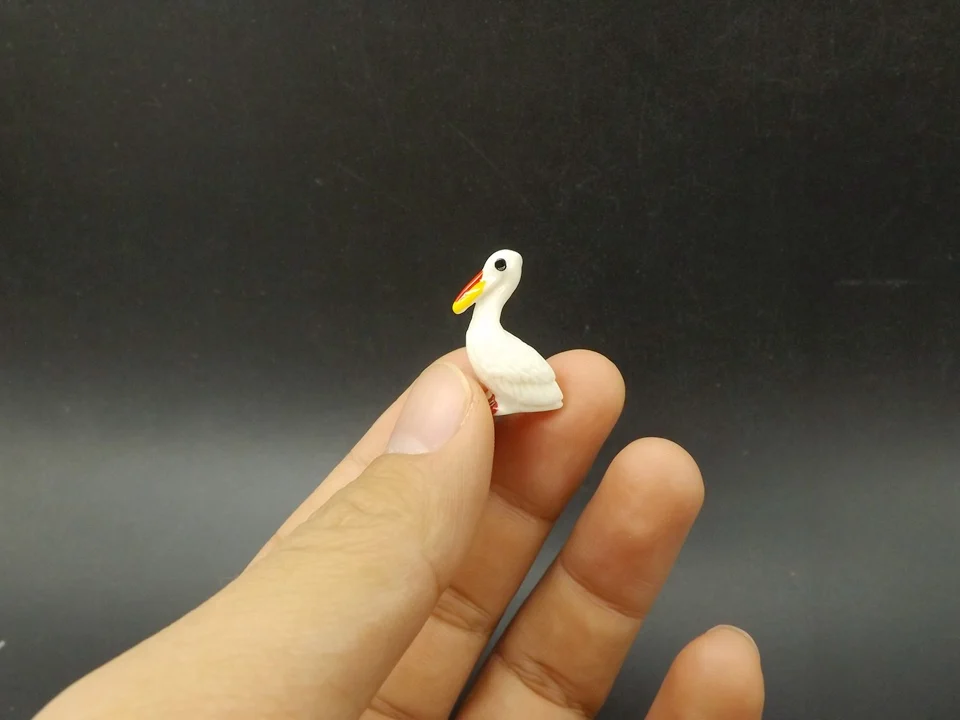 Tiny-A061Pelican (1)