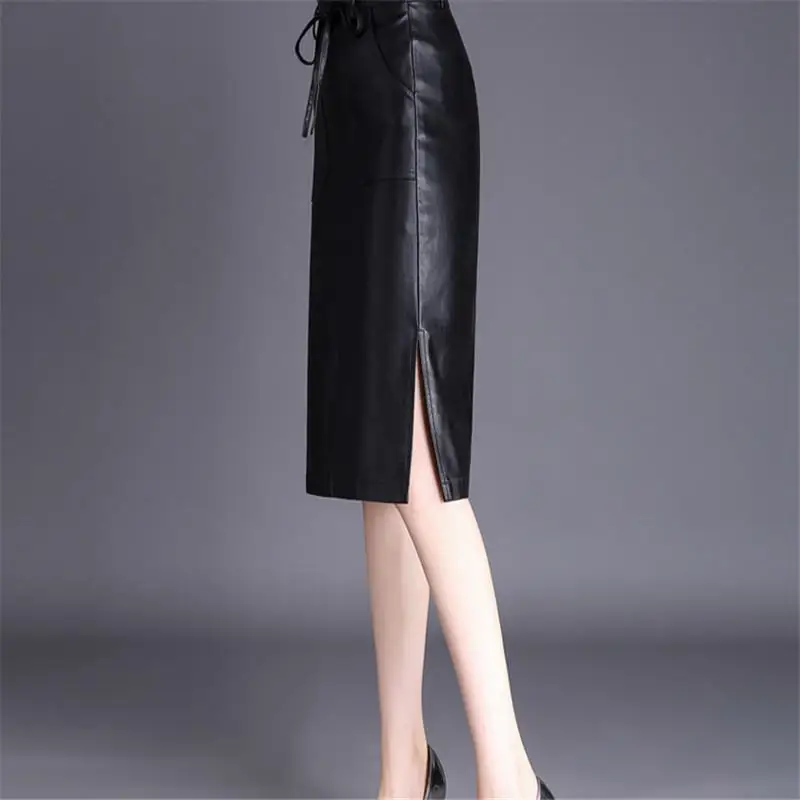 Новинка, женская тонкая винтажная юбка из искусственной кожи, Осень-зима, женская элегантная юбка до колен с разрезом спереди или сзади, X23 - Цвет: Черный