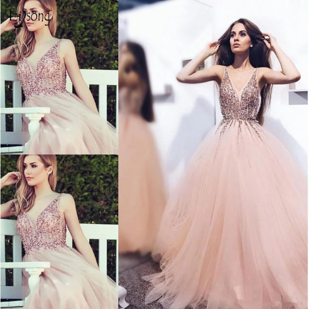 Dromerige Rhinestone Blush Roze Prom Jurken A-lijn Tutu Prom Jassen Dubbele V-hals Lange Formele Party Jurken Crystal Abiye Dromerige Rhinestone Blush Roze Prom Jurken A-lijn Tutu Prom Jassen Dubbele V-hals Lange Formele Party Jurken Crystal Abiye