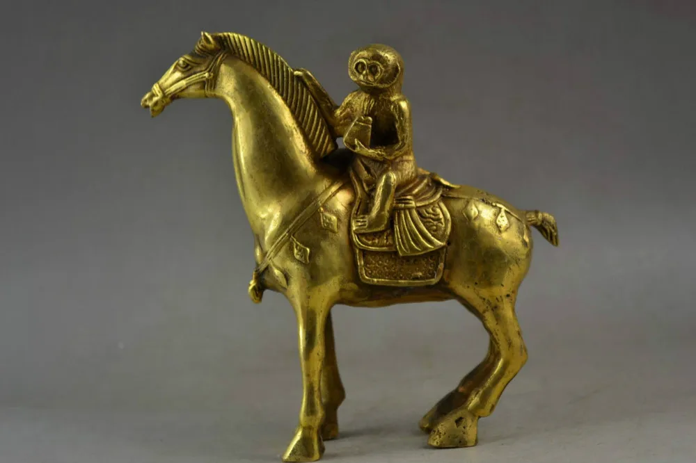 

Metal Crafts Chinese Handwork Copper Carving Vivid Bring M0ney Monkey Ride on a horse statue fast SHIPPING