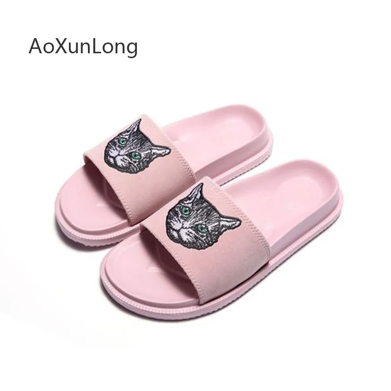 

New Women Slippers Summer Cat Head Lovers Slides Embroidery Suede Slip Indoor Home Sandals Wear Casual Women's Flat Slippers Hot