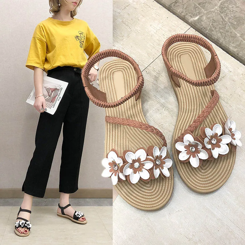 

2019 New Casual Ladies Sandals Strappy Bohemia Floral Open Toe Flar Filt Flops Casual for Summer BS88