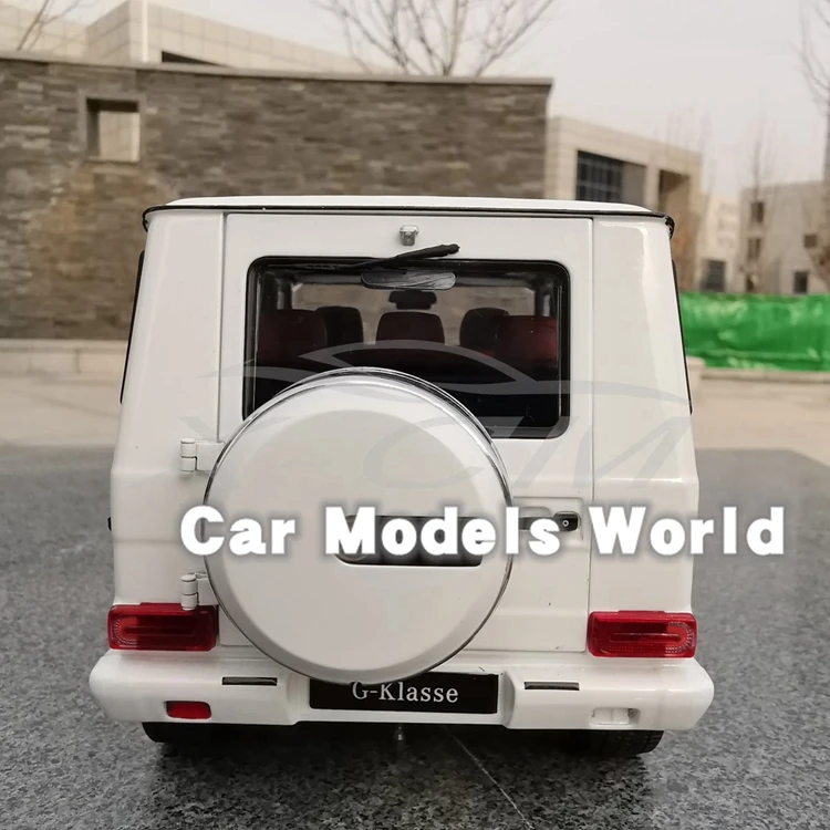 Литая модель автомобиля для iScale G-Class G-Klasse(белый) 1:18+ маленький подарок