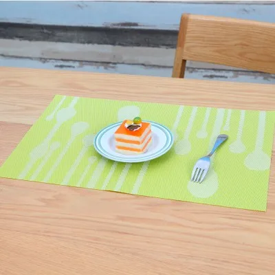 

Europe type PVC western-style food table MATS waterproof pad Fashion droplets jacquard insulation pad 45*35cm free shipping