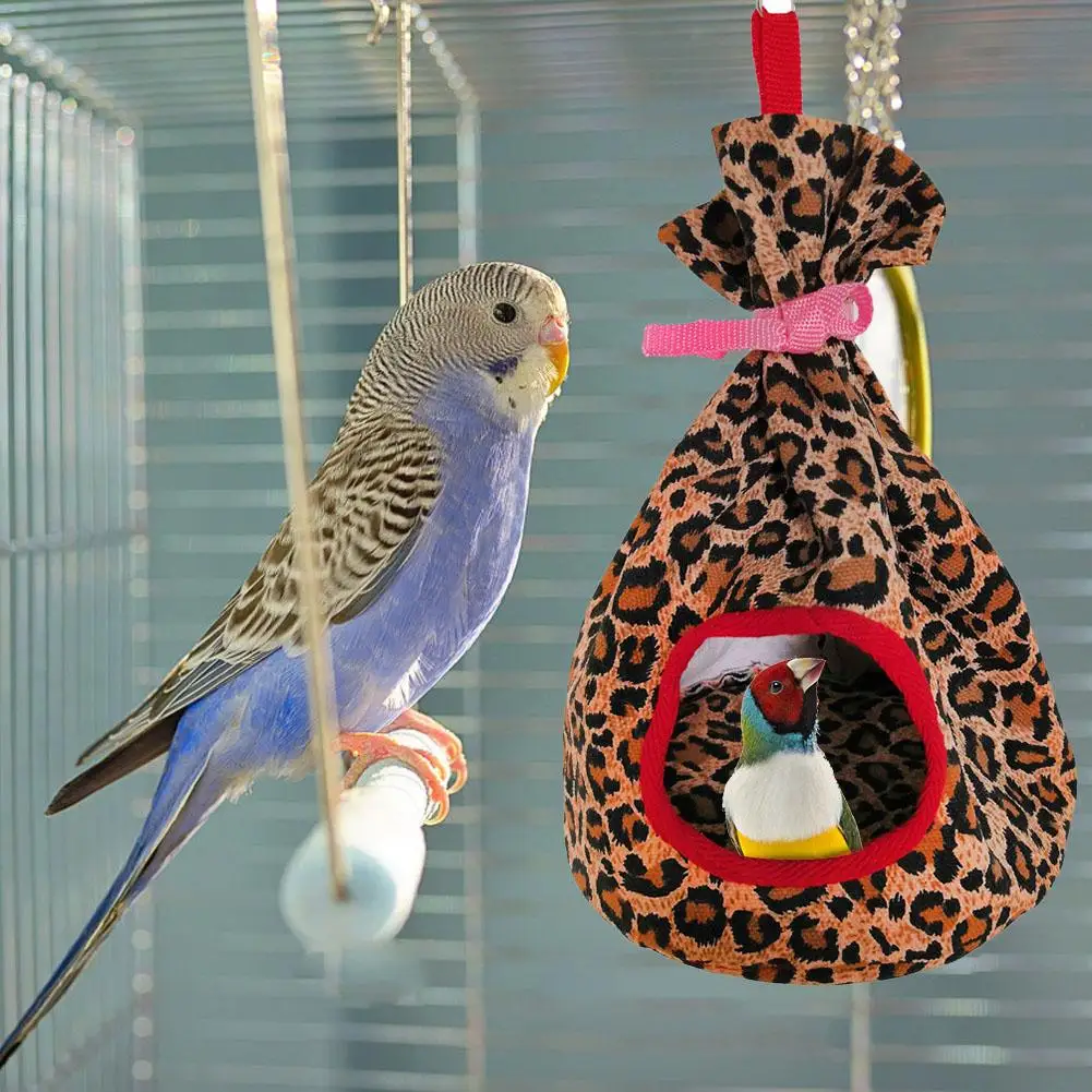 гнездо для попугаев неразлучников. гнездо для волнистых попугайчиков. как сделать гнездо для попугая своими руками. гнездо кокос для амадинов. гнездо кокосик для волнистых попугаев.