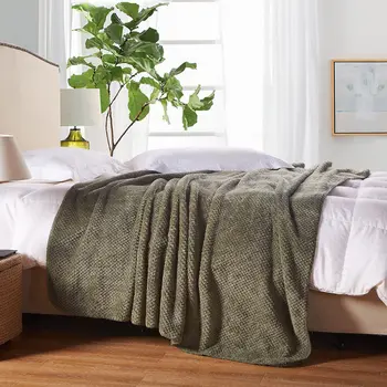 

High quality Japanese and Korean style flannel blanket full queen / oversized woolen blanket on the bed / sofa 200 * 230 cm