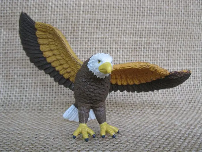 pvc figure American Bald Eagle model toyin Action & Toy Figures from