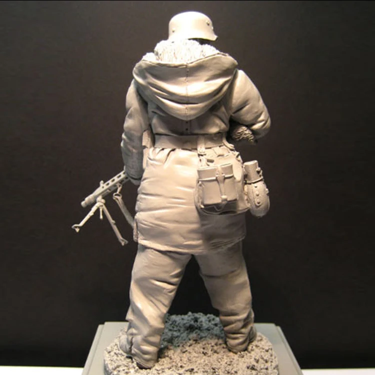 1/16 Resin Figure Model Kit Deutscher Soldatenoffizier WWII WW2 Unpainted... 
