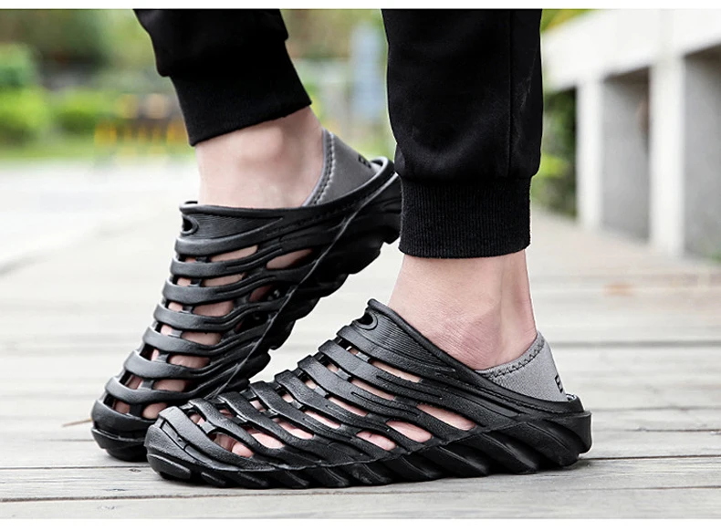 1 (28)Sandals Mesh Shoes Men Breathable Beach Slippers Sport Water Socks Hollow Aqua Wading Shoes Chaussure Homme