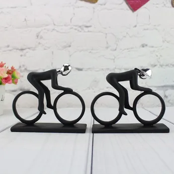 

Creative Size Number Couple Resin Handicraft Sports Figure Pendant Living Room Tabletop Car Interior Decoration Article