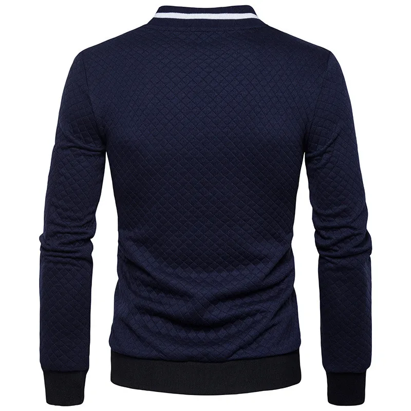 4689177187_769668474