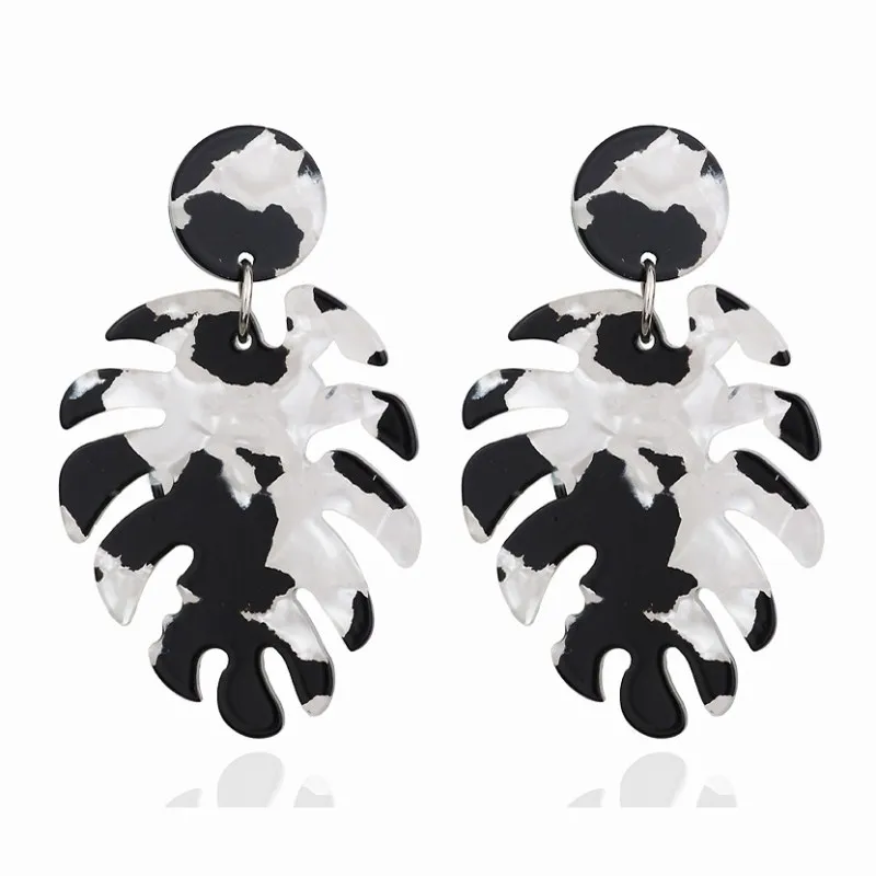 10502296357_1626211359