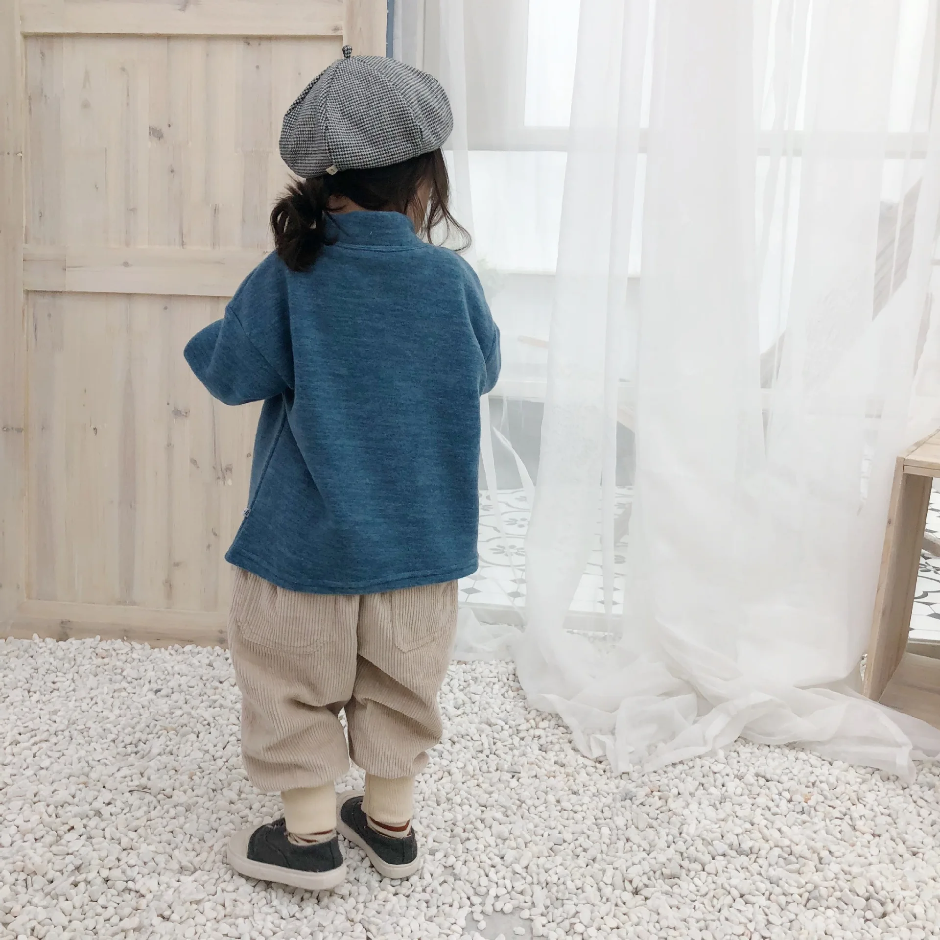 Новое поступление, зимний хлопковый свитер с воротником-хомутом и буквенным принтом, универсальная теплая плотная толстовка с капюшоном, модная Милая Одежда для маленьких мальчиков и девочек