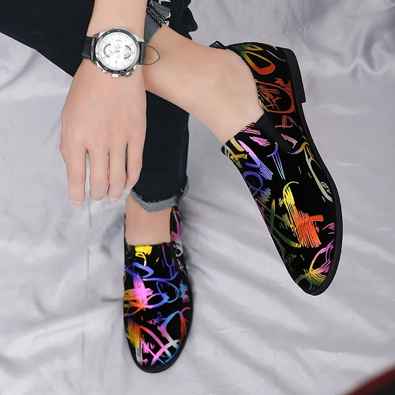 mixed colors men leather casual shoes wedding dress male footwear painted letter italian boy flats fashion oxford shoes for men (21)