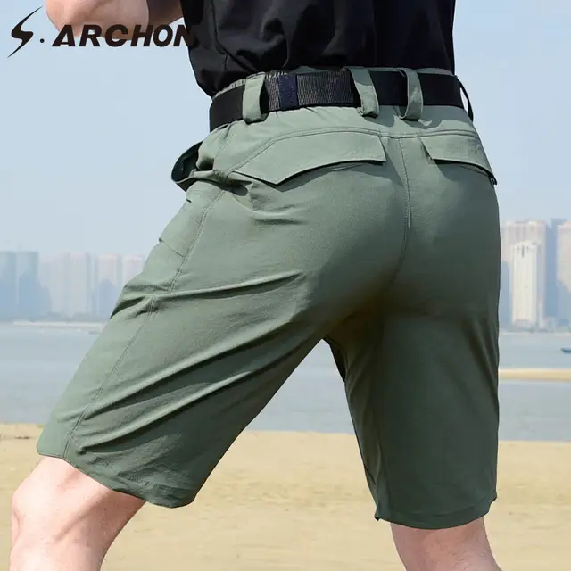 flexible cargo shorts