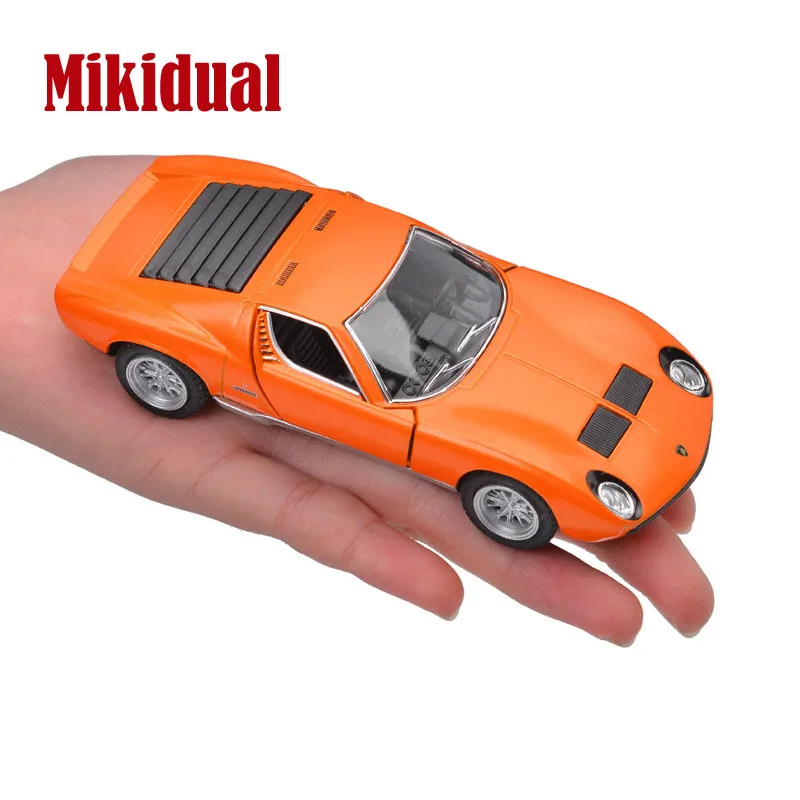 Collectible Alloy Diecast Pull Back Cars Model Kids Toys for Children