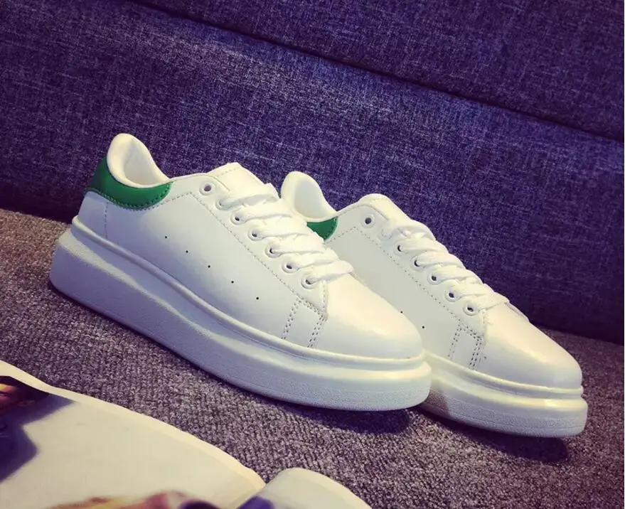 ALDOMOUR Skateboarding Shoes 2018 Womens Men's Skateboard Shoes Sneakers PU Walking White Shoes For Men Women Free Shipping