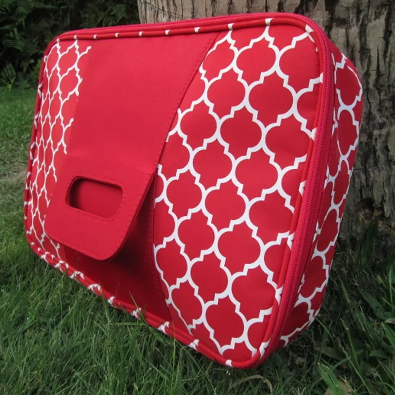 quatrefoil food carrier 5