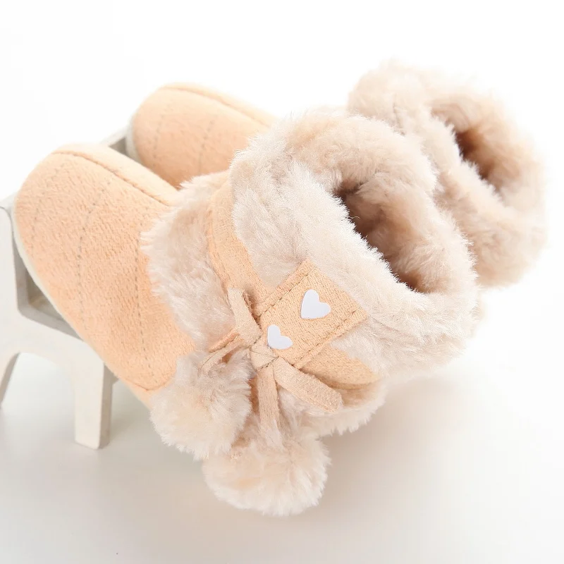 Зимние теплые ботинки для маленьких мальчиков и девочек; однотонные ботиночки; зимние тапочки для новорожденных; повседневная обувь - Цвет: Бежевый