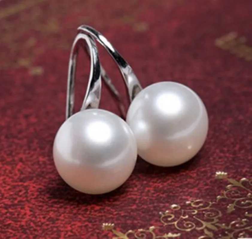 

2018 NEW Bijoux Stud Earrings for Women Simulated Pearls Crystal Earring Fashion Jewelry Brincos Round Earrings