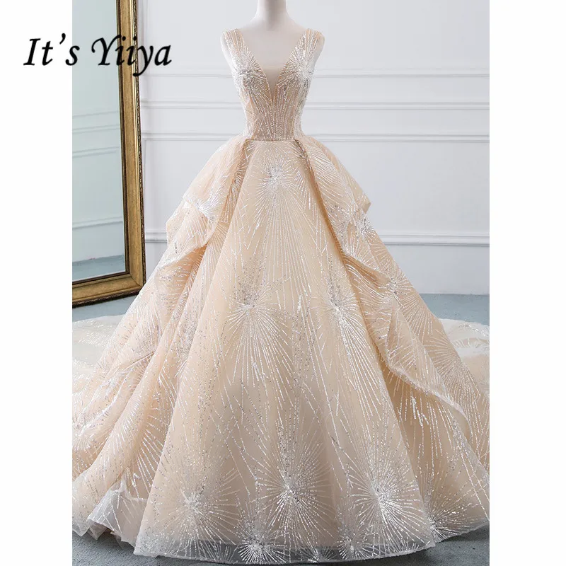 

It's YiiYa Wedding Dress 2019 V-neck Sleeveless Elegant Wedding Gowns Champagne Long Train Plus Size vestido de noiva G091