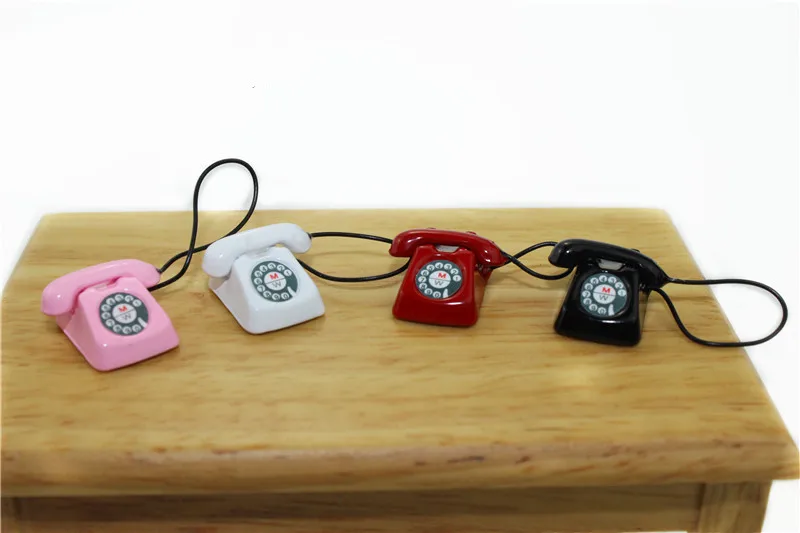 

mini Home wired telephone Dollhouse Miniature Toy Decoration Gift Kid 1/12 Dollhouse Miniature Metal Phone Pretend Play Doll