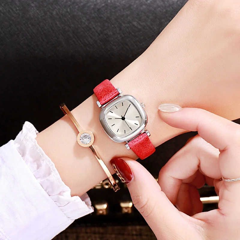 

Fashion Elegant Small Women Watches Ladies Casual Quartz Watch Female Dress Watch Relogio Feminino Montre Femme Horloges Dames