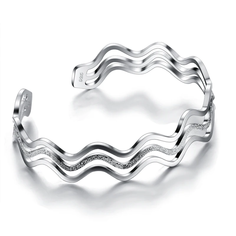 

Beautiful woman bracelet, fashion 925 silver bracelet, wave solid silver openings can adjust size bracelet, girls jewellery