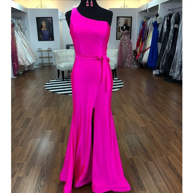 

Modest Fuchsia Mermaid Prom Dresses Long 2019 With Sexy One Shoulder Red Party Dress Evening For Women Split Vestidos de fiesta