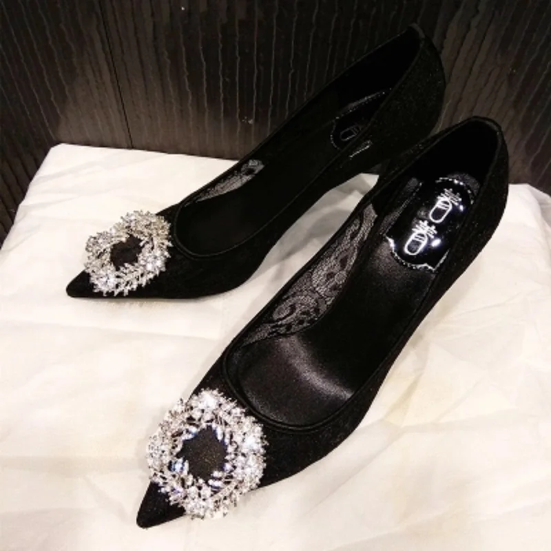 

2018 summer Europe and the United States new rhinestone pointed high heels lace hollow high heel leather shoes large size shoes
