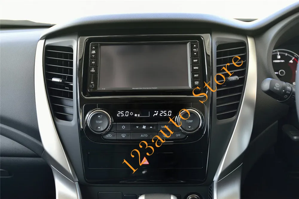 2016-mitsubishi-pajero-sport-finally-breaks-cover-you-can-buy-one-this-fall-photo-gallery_9