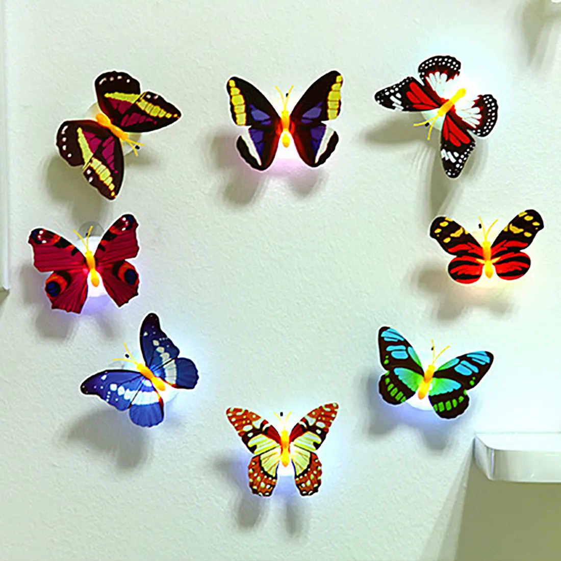 

Hot Light Night Atmosphere Lamp with different Color Butterfly Indoor Light with Suction Pad Lighting Accessories/Randowcolor