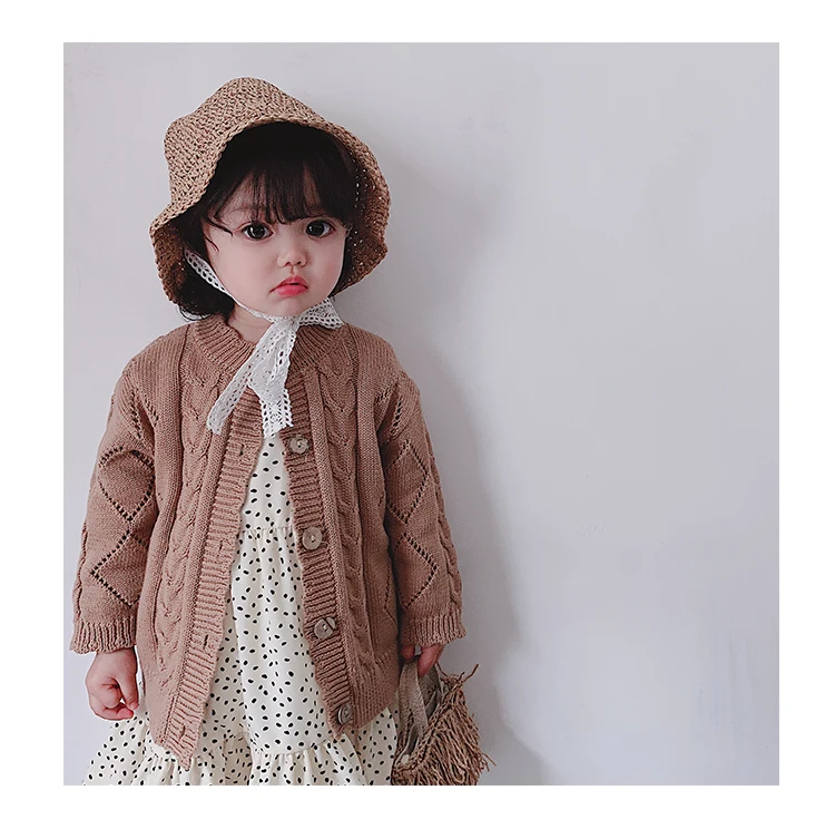 Весна девочек Винтаж японский ручной вязки свитеров для детей однотонный лепесток свитер для маленьких девочек; пальто-кардиган одежда для малышей
