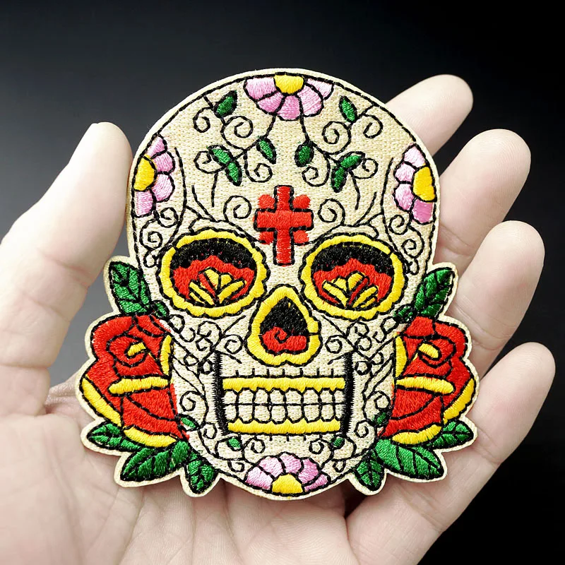 

SKULL Size:8.0x8.5cm Patch for Clothing Iron on Embroidered Sewing Applique Cute Sew On Fabric Badge DIY Apparel Accessories