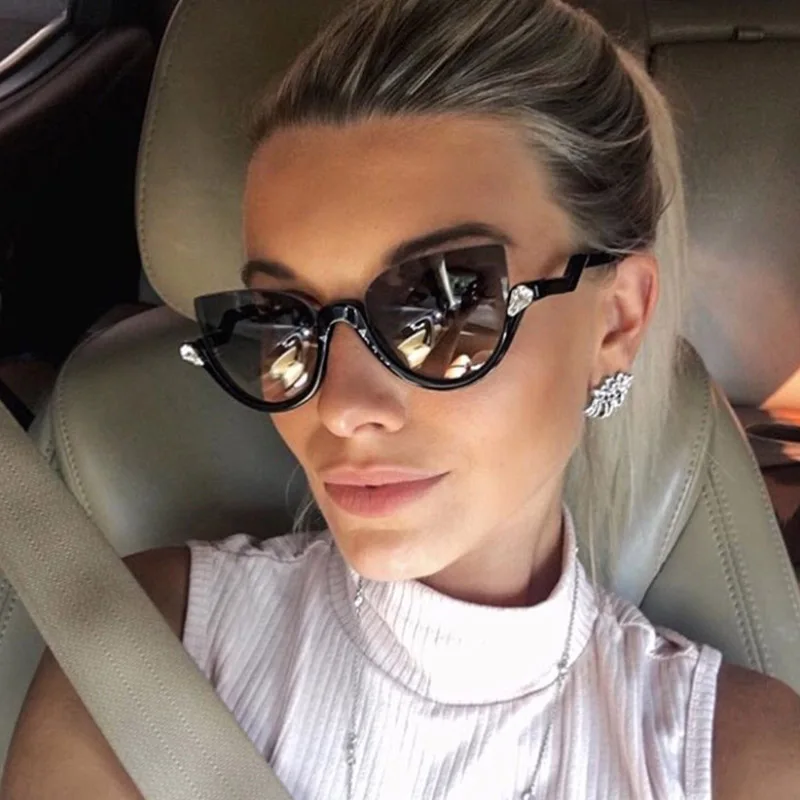 

Luxury Diamond Cat Eye Shades Sunglasses Women 2017 Unique Brand Designer Clear Sun Glasses Fashion Style Sunglasses UV400 Gafas