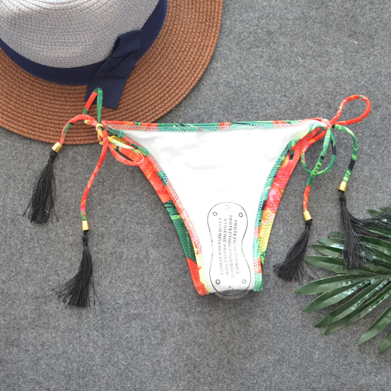 bikini bottoms (30)