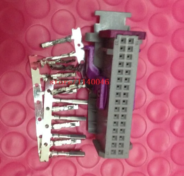 

1PCS FOR Volkswagen door plug / imported 1G0 972 977 G / automotive wiring harness connector / connector