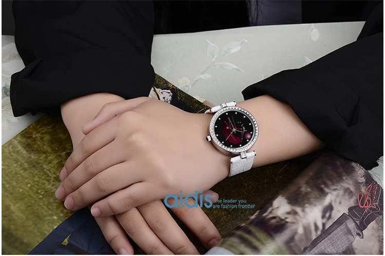 MY-B32750_05