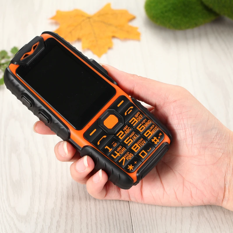 Ударопрочный пылезащитный Противоскользящий резиновый фонарик с двумя sim-картами, большой ключ, Дополнительный внешний аккумулятор, долгий режим ожидания, армейский внешний прочный мобильный телефон P497