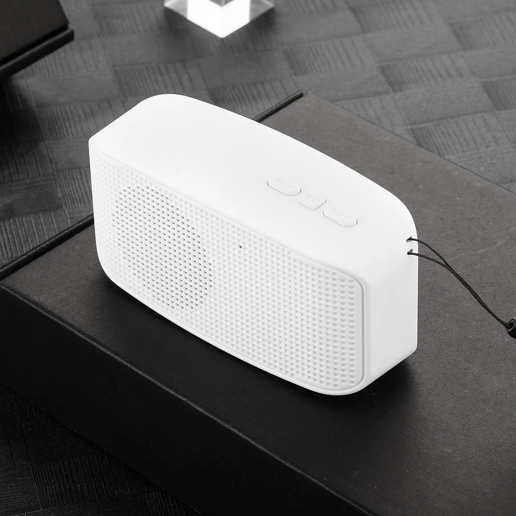 Портативный беспроводной bluetooth динамик со стереозвуком и SD картой ручной ремешок